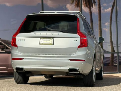 Used 2017 Volvo XC90 T6 Momentum AWD/4WD image 11