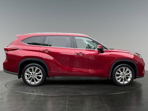 Used 2020 Toyota Highlander Limited AWD/4WD image 11
