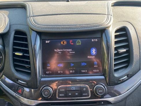 Used 2014 Chevrolet Impala LT w/ Convenience Package FWD image 19