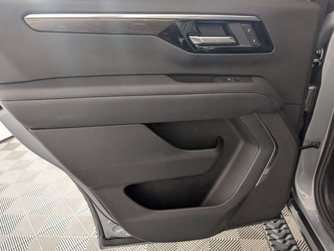 Certified 2025 Chevrolet Tahoe Z71 image 30