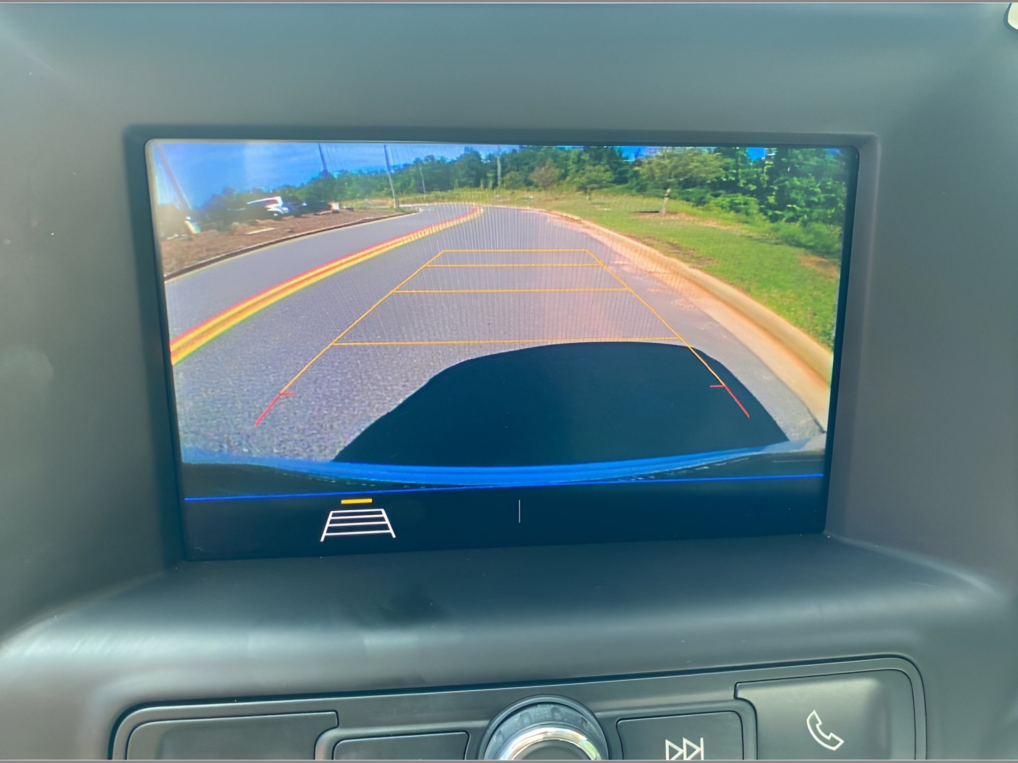 Used 2021 GMC Terrain SLE FWD image 17