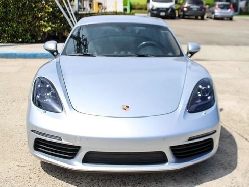 Used 2018 Porsche 718 Cayman S RWD image 9