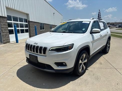 Used 2019 Jeep Cherokee Limited AWD/4WD image 4