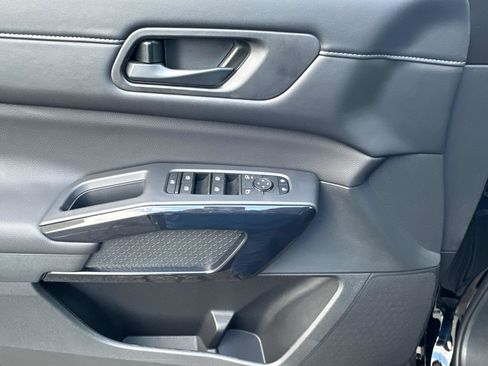 New 2026 Nissan Pathfinder SV AWD/4WD image 18
