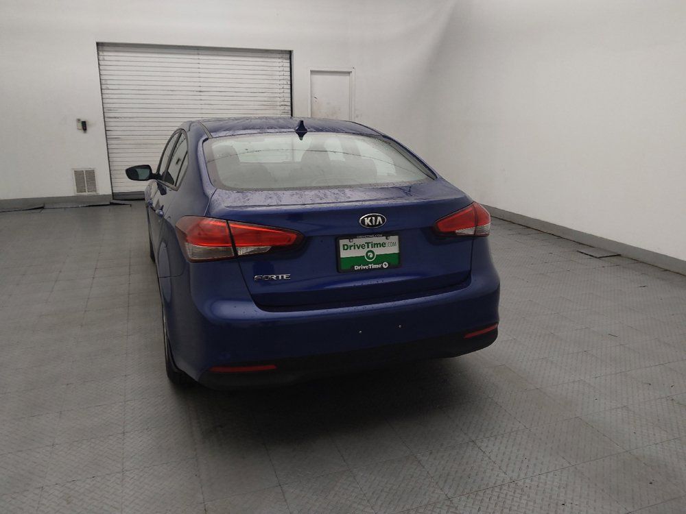Used 2018 Kia Forte LX FWD image 6