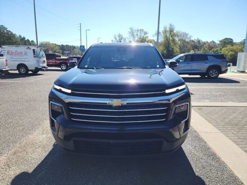 New 2026 Chevrolet Traverse LT w/ Driver Confidence Package image 3