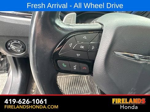 Used 2017 Chrysler 300 S w/ 300S Premium Group AWD/4WD image 21
