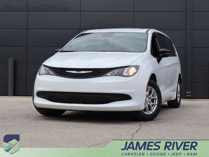 New 2027 Chrysler Pacifica LX