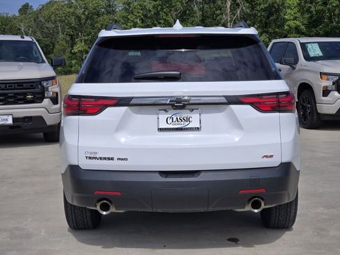 Used 2023 Chevrolet Traverse RS AWD/4WD image 7
