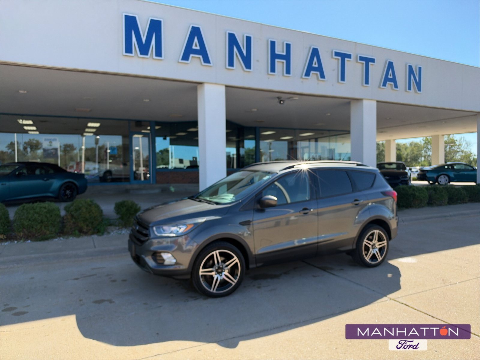 Used 2019 Ford Escape SEL AWD/4WD image 1