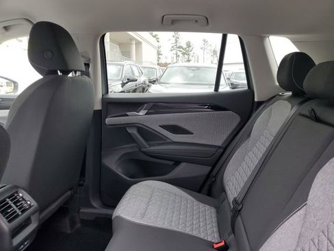 New 2026 Volkswagen Tiguan S FWD image 10