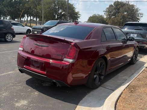 Used 2023 Chrysler 300 C RWD image 4