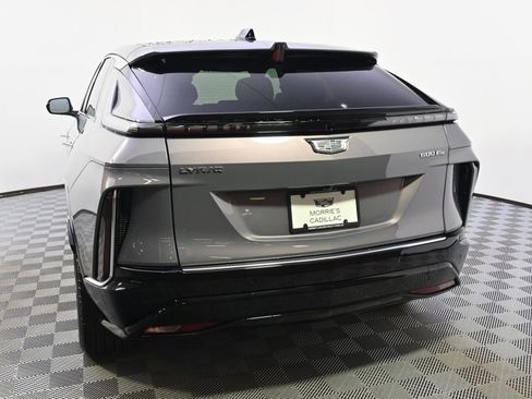 New 2025 Cadillac Lyriq Luxury image 4
