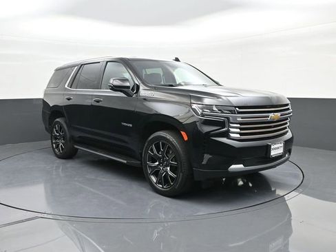 Used 2023 Chevrolet Tahoe High Country w/ Advanced Technology Package RWD image 22