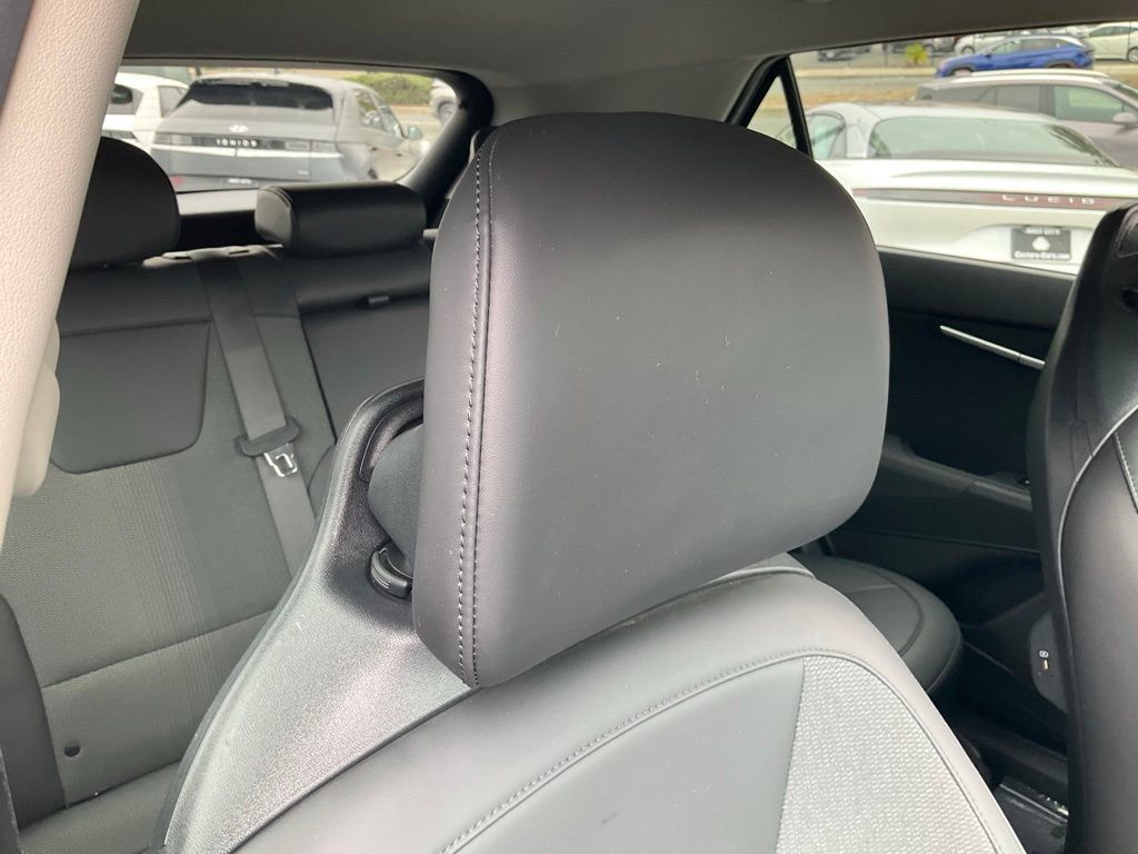 Used 2024 Kia Niro Wind FWD image 65