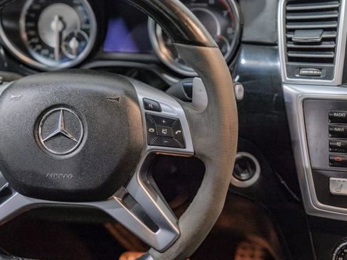 Used 2016 Mercedes-Benz GL 63 AMG 4MATIC image 25