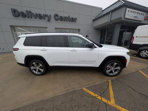 New 2026 Jeep Grand Cherokee L Limited image 4
