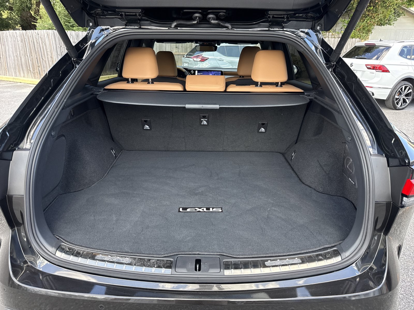 Used 2025 Lexus RX 350 Premium w/ Accessory Package (K3) FWD image 31