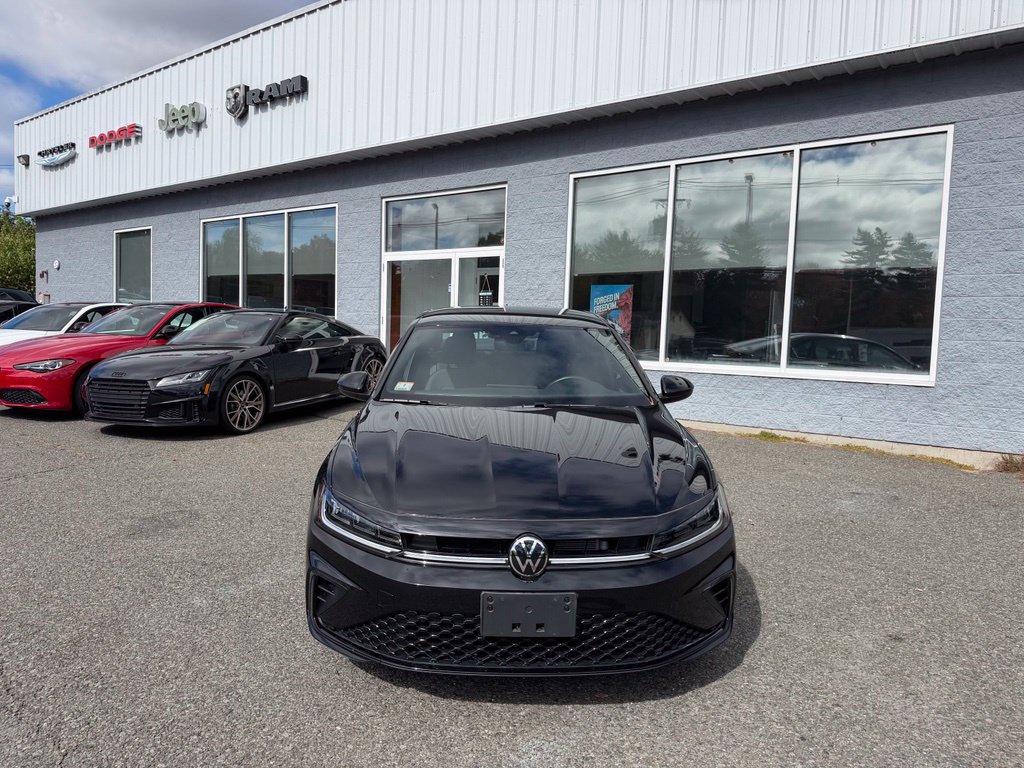 Used 2025 Volkswagen Jetta Sport FWD image 8
