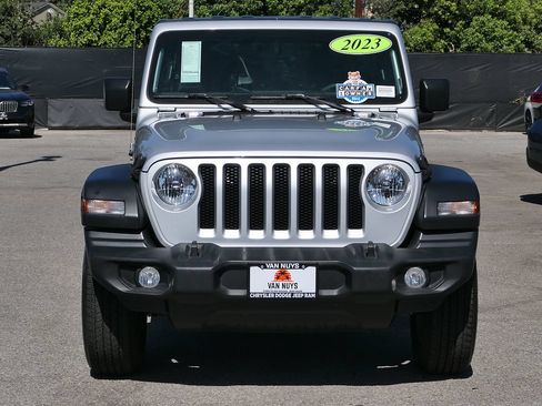 Used 2023 Jeep Wrangler Unlimited Sport AWD/4WD image 7