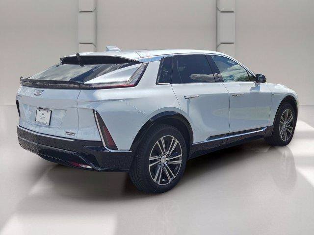 New 2027 Cadillac Lyriq Luxury RWD image 5