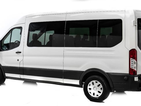 Used 2015 Ford Transit 350 XLT image 4