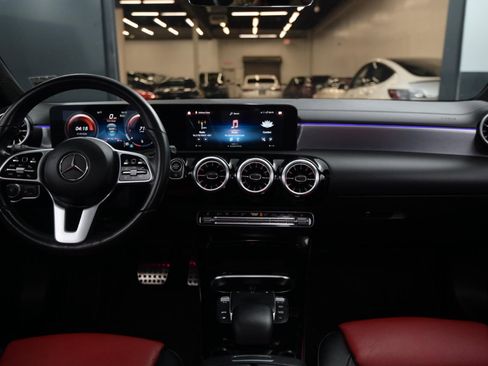 Used 2022 Mercedes-Benz CLA 250 4MATIC image 21