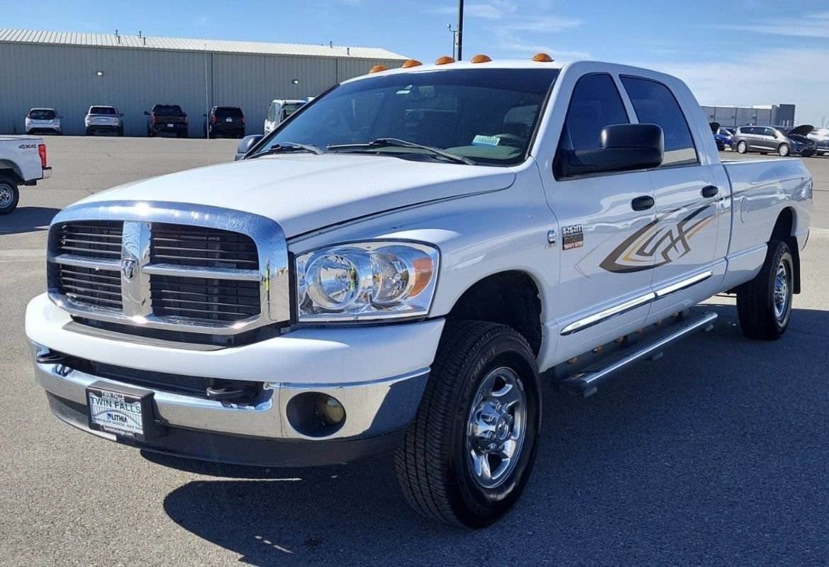 Used 2008 Dodge Ram 3500 Truck SXT w/ Popular Equipment Group AWD/4WD image 2