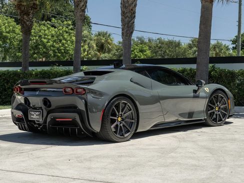 Used 2022 Ferrari SF90 Stradale AWD/4WD image 16