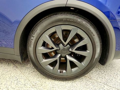Used 2024 Tesla Model X AWD/4WD image 9