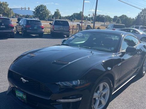 Used 2019 Ford Mustang Coupe image 4