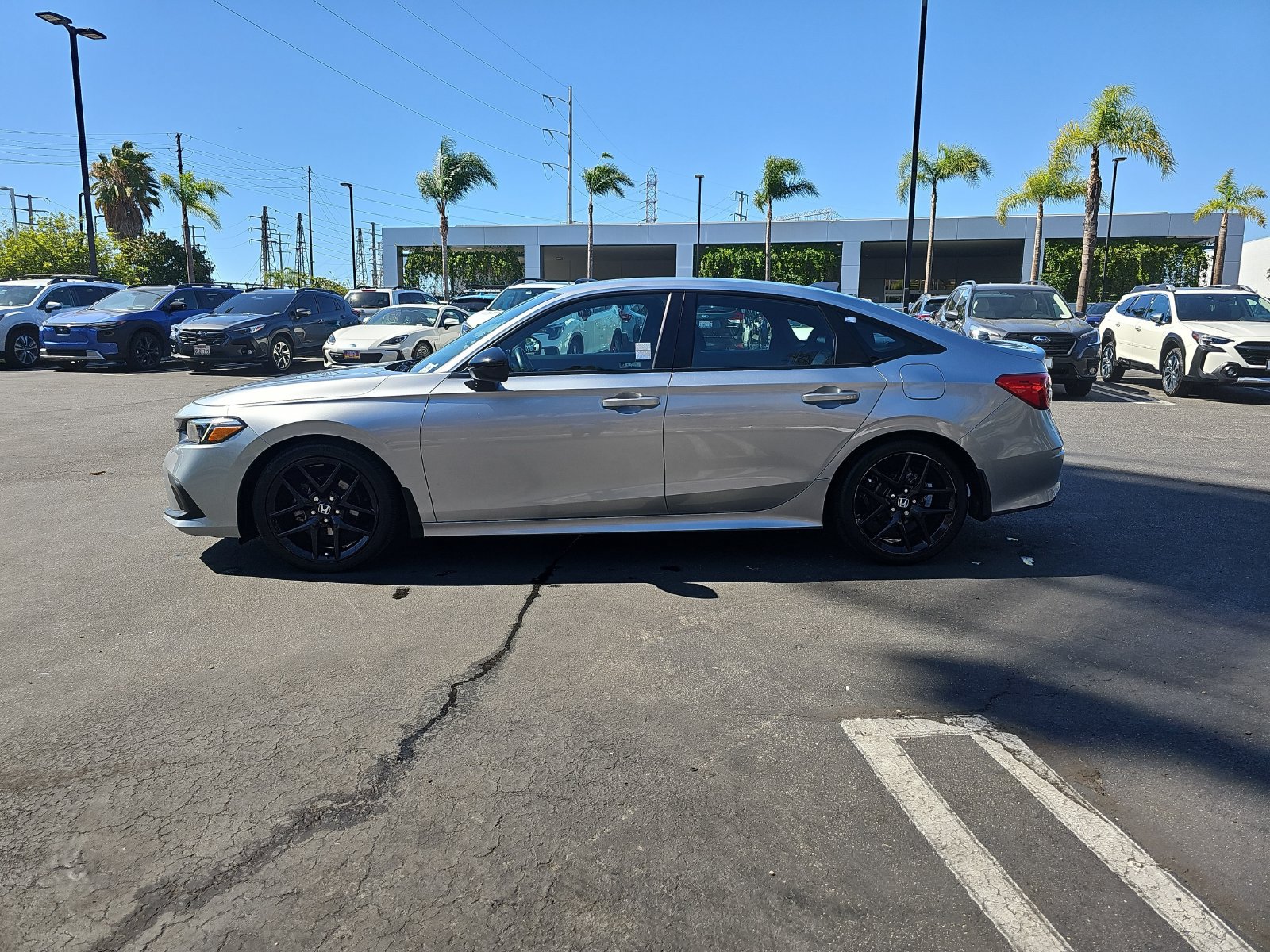 Used 2022 Honda Civic Sport image 4
