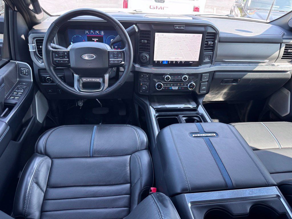 Used 2025 Ford F250 Platinum AWD/4WD image 6