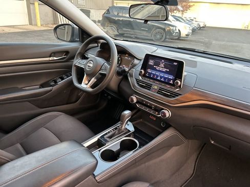 Used 2023 Nissan Altima 2.5 SV image 37