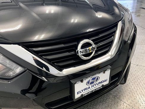 Used 2018 Nissan Altima 2.5 SL w/ 2.5 SL Technology Package image 29