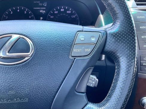 Used 2010 Lexus LS 460 RWD image 19