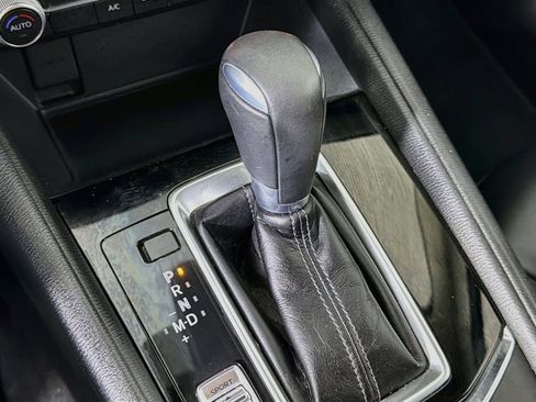 Used 2021 MAZDA CX-5 Touring FWD image 25