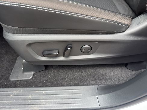 New 2026 Nissan Pathfinder SL AWD/4WD image 15