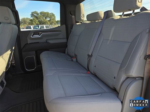 Used 2022 Chevrolet Silverado 1500 LT w/ Z71 Off-Road Package image 12