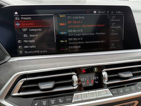 Certified 2022 BMW X5 xDrive40i w/ Premium Package AWD/4WD image 23