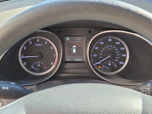 Used 2018 Hyundai Santa Fe Sport image 23