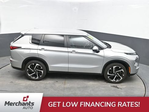 Used 2024 Mitsubishi Outlander SE AWD/4WD image 32