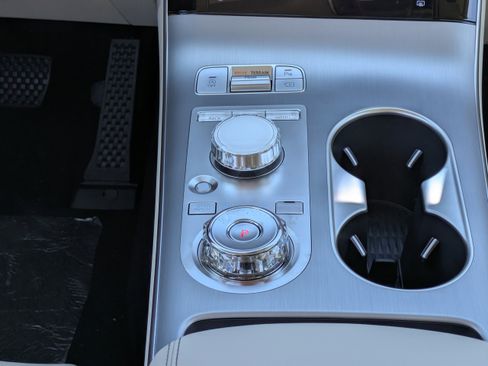 New 2026 Genesis GV70 2.5T Advanced image 14