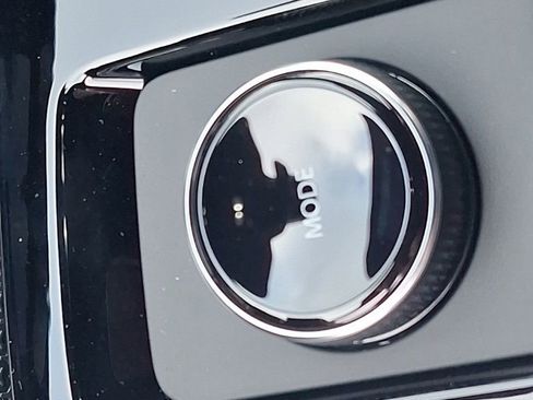 New 2026 Chevrolet Equinox ACTIV w/ Convenience Package III image 26