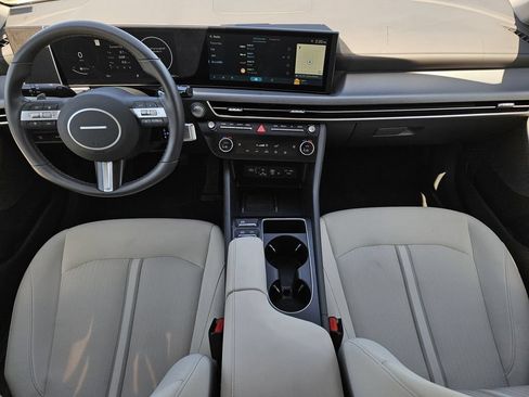 Used 2025 Hyundai Sonata SEL FWD image 20