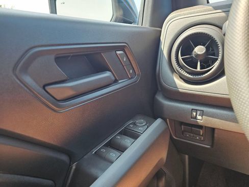 New 2026 Chevrolet Colorado Trail Boss AWD/4WD image 34