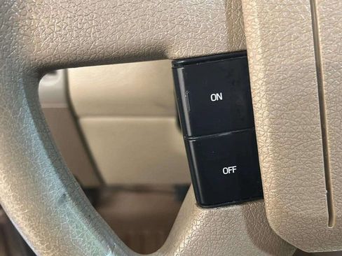 Used 2005 Ford F150 FX4 image 21