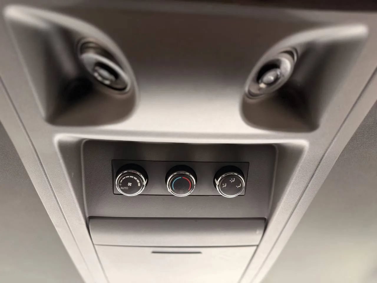 Used 2018 Dodge Grand Caravan GT FWD image 40