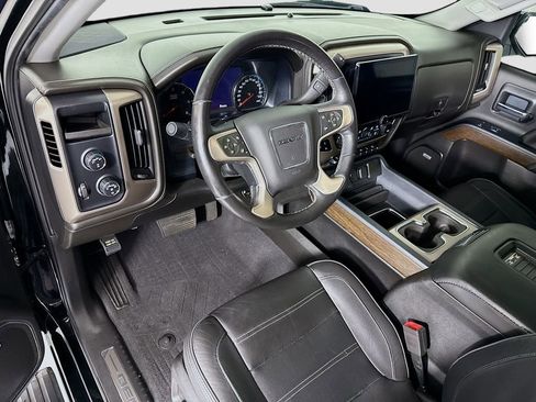 Used 2018 GMC Sierra 1500 Denali AWD/4WD image 9