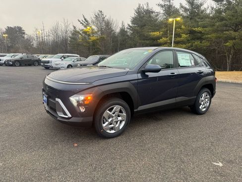 New 2026 Hyundai Kona SE image 1